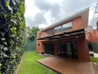 CASA VENTA ATRÁS DE CC MINUTO MUXBAL CONDOMINIO EL CARMEN, 390 MTS2, 4 DORMITORIOS CASA UNO CON SU BAÑO, CERCA COLEGIO MONTESSORI $525,000 — Casa en Venta en Muxbal, Guatemala, Ciudad — miniatura 2 de 13