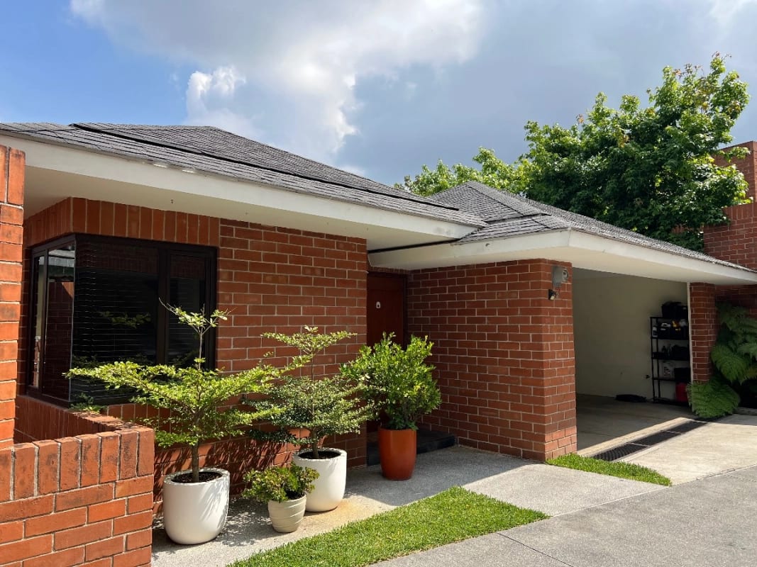 CASA VENTA ATRÁS DE CC MINUTO MUXBAL CONDOMINIO EL CARMEN, 390 MTS2, 4 DORMITORIOS CASA UNO CON SU BAÑO, CERCA COLEGIO MONTESSORI $525,000 — Casa en Venta en Muxbal, Guatemala, Ciudad — foto 1 de 13