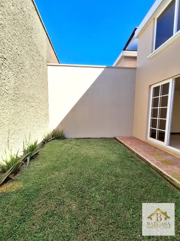 Se vende Casa en Santa Monica km 16.5 entrada por Olmeca CAES — Casa en Venta en Carretera a El Salvador, Guatemala, Ciudad — foto 13 de 17