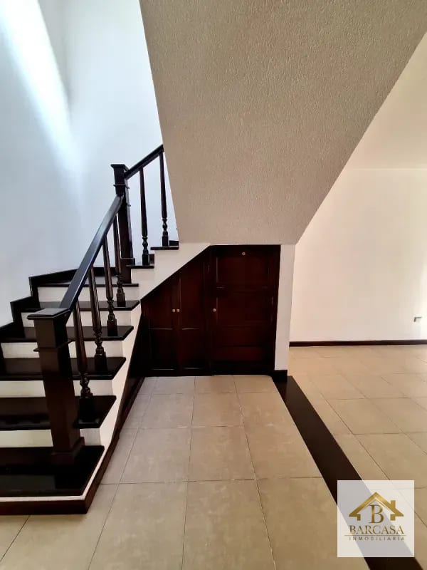 Se vende Casa en Santa Monica km 16.5 entrada por Olmeca CAES — Casa en Venta en Carretera a El Salvador, Guatemala, Ciudad — foto 12 de 17