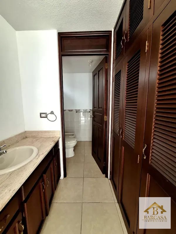 Se vende Casa en Santa Monica km 16.5 entrada por Olmeca CAES — Casa en Venta en Carretera a El Salvador, Guatemala, Ciudad — foto 6 de 17