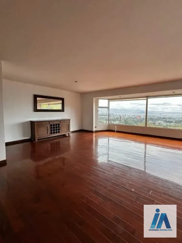 CASA EN ALQUILER📍 Altos de San Lázaro, Zona 15 — Casa en Alquiler en Zona 15, Guatemala, Ciudad — foto 1 de 9