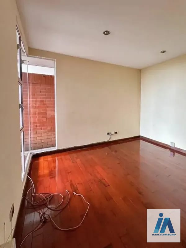 CASA EN ALQUILER📍 Altos de San Lázaro, Zona 15 — Casa en Alquiler en Zona 15, Guatemala, Ciudad — foto 7 de 9