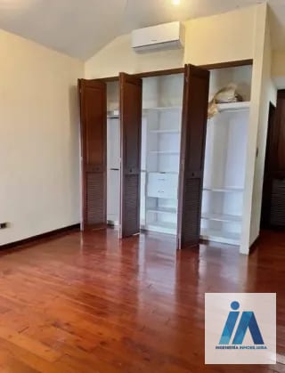 CASA EN ALQUILER📍 Altos de San Lázaro, Zona 15 — Casa en Alquiler en Zona 15, Guatemala, Ciudad — miniatura 5 de 9