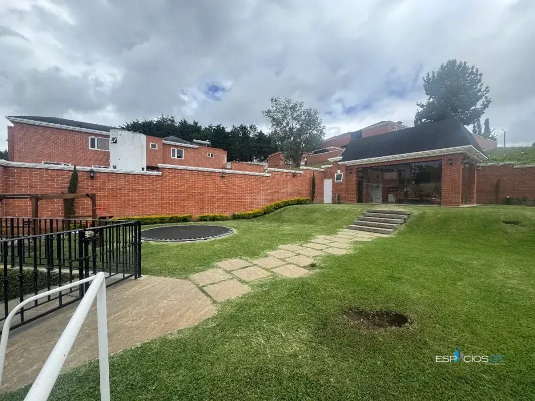 CASA EN VENTA CON DOBLE TERRENO KM. 16.5 CARRETERA A EL SALVADOR BUENAFUENTE — Casa en Venta en Carretera a El Salvador, Guatemala, Ciudad — foto 2 de 7