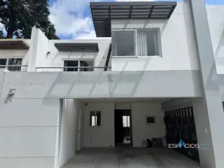CASA EN VENTA KM. 19 CARRETERA A EL SALVADOR PARAJES VERMONT — Casa en Venta en Carretera a El Salvador, Guatemala, Ciudad — miniatura 1 de 10