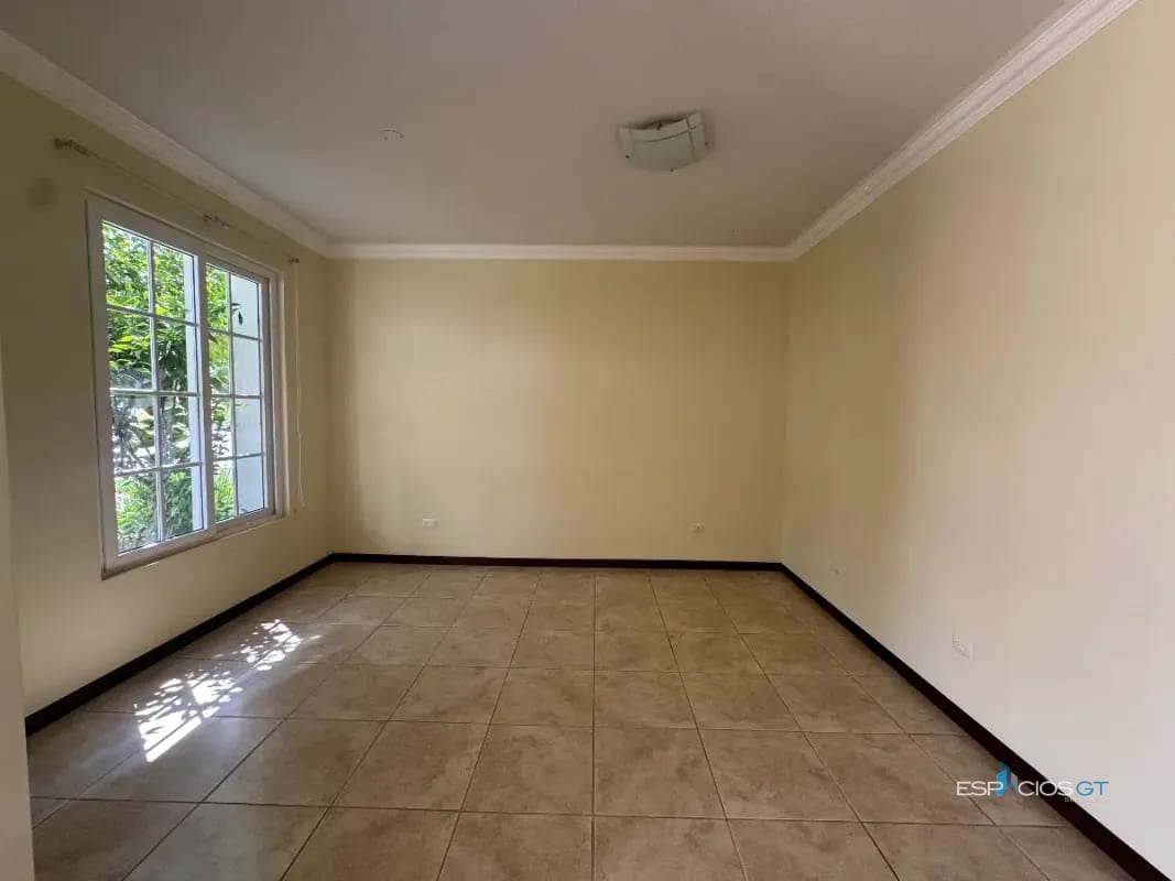 ✨CASA EN VENTA – KM. 21  CARRETERA A FRAIJANES, VILLAS DE ENTREVERDES, CES. — Casa en Venta en Fraijanes, Carretera a El Salvador, Guatemala, Ciudad — foto 5 de 12