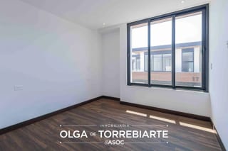 Casa para estrenar Condominio Molié, Zona 10 — Casa en Alquiler en Zona 10, Guatemala, Ciudad — miniatura 3 de 16