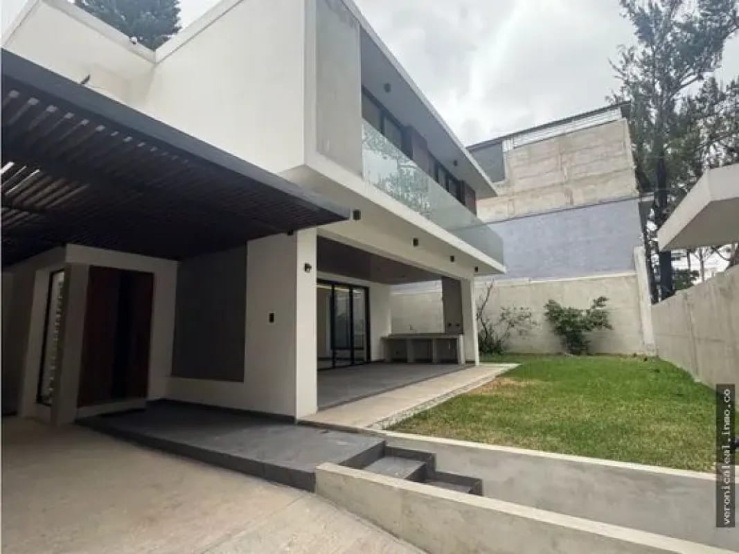 Zona 13 A Una Cuadra de las Américas Dentro de Garita Casa en Venta — Casa en Venta en Zona 14, Guatemala, Ciudad — foto 1 de 17