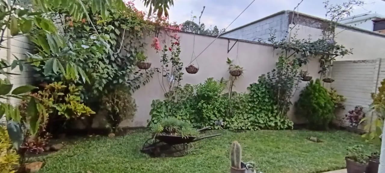CASA EN VENTA CONDOMINIO VISTAS DE SAN ISIDRO ZONA 16 — Casa en Venta en Zona 16, Guatemala, Ciudad — foto 1 de 5