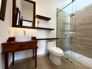 Casa en Venta - Los Franciscanos, Antigua Guatemala — Casa en Venta en Antigua, Sacatepéquez — miniatura 4 de 10